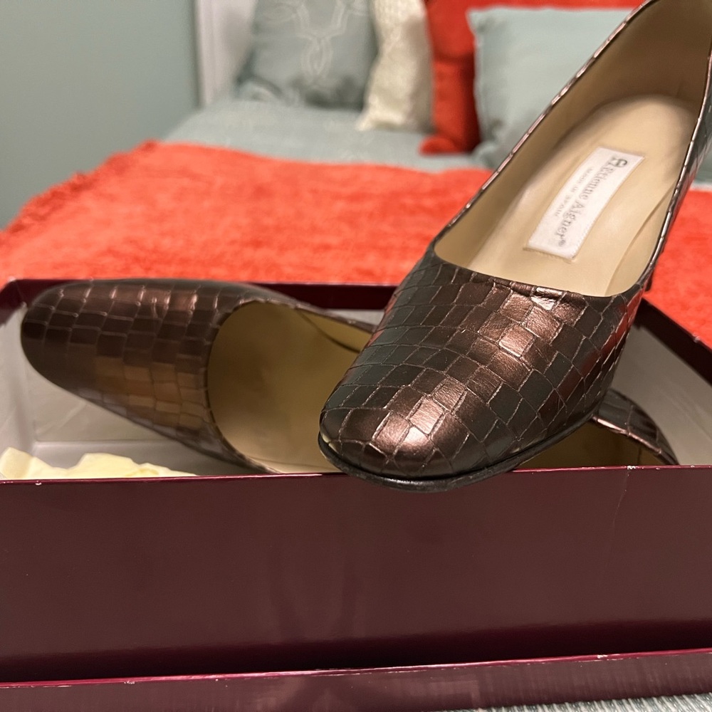 Dark Brown Croc